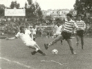 1982-83_043